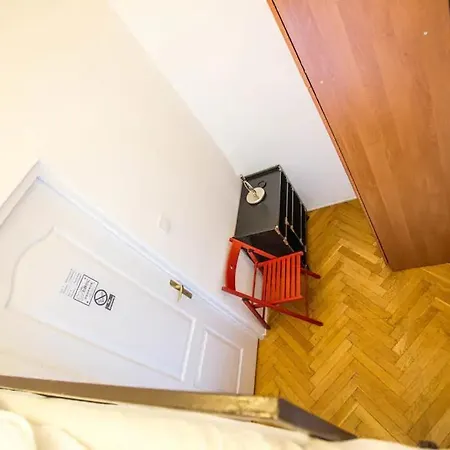 Center 5 Private For 19 People Homestay