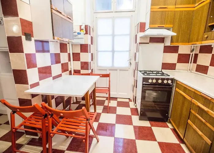 Center 5 Private For 19 People Homestay szállás