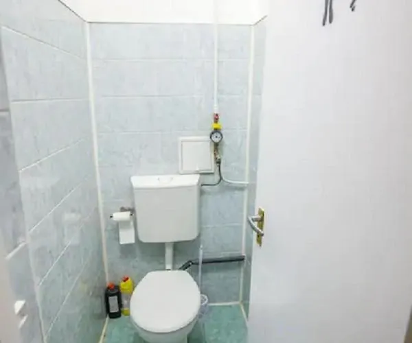 Center 5 Private For 19 People Homestay szállás *