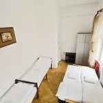 Center 5 Private For 19 People Homestay