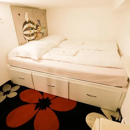 Séjour chez l'habitant Center 5 Private For 19 People Budapest
